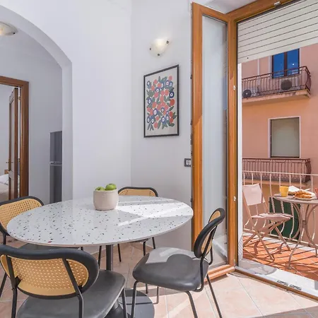 Apartment Splendido In Pieno Centro Dell'isola La Maddalena (Sassari)